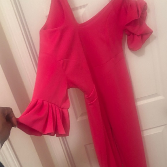 Elegant Pink One-Shoulder Jumpsuit - Picture 2 of 6